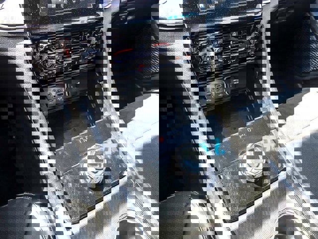 Used 2024 Jeep Grand Cherokee Altitude image 25