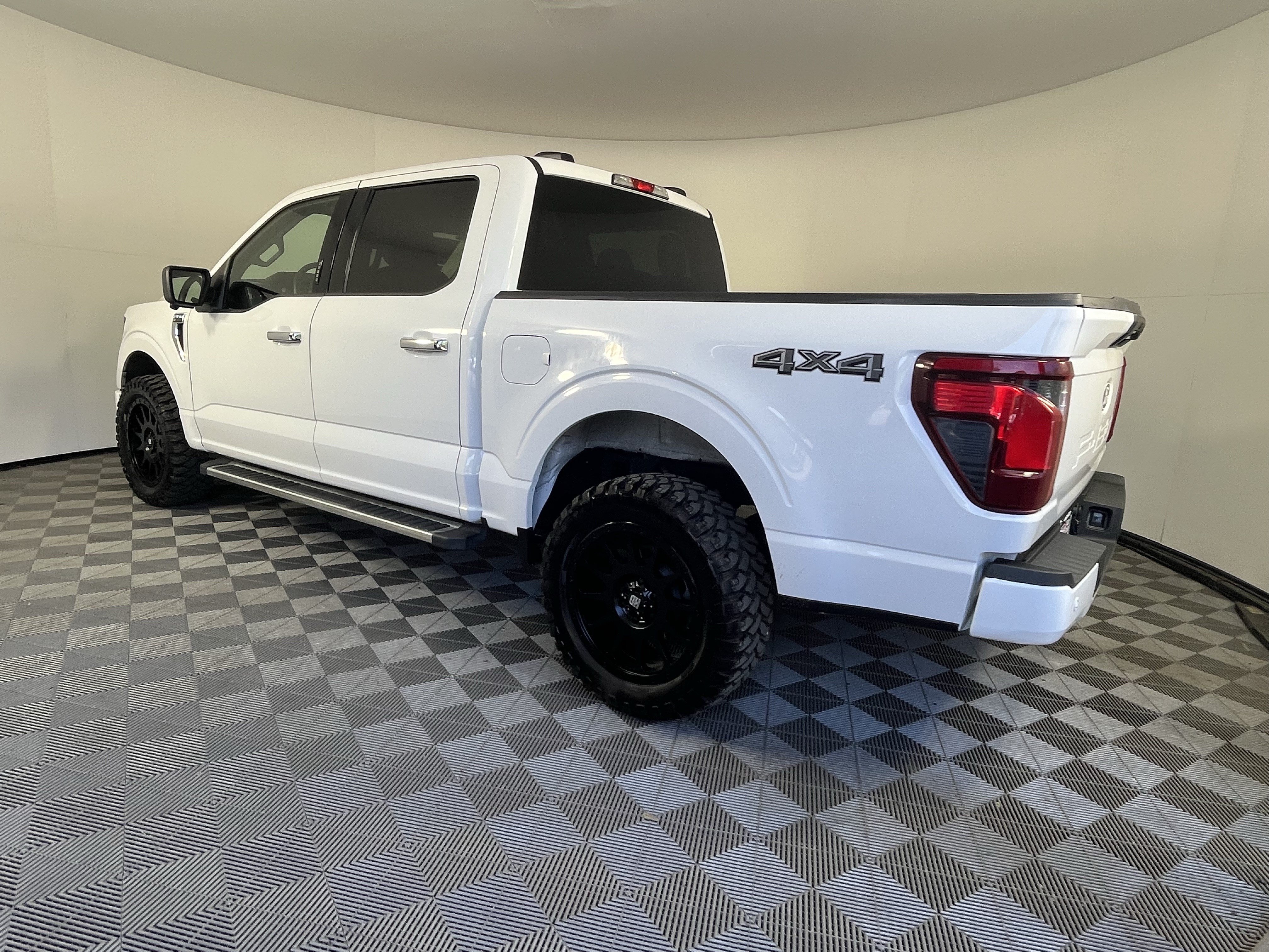 Certified 2024 Ford F150 XLT w/ Tow/Haul Package AWD/4WD image 3