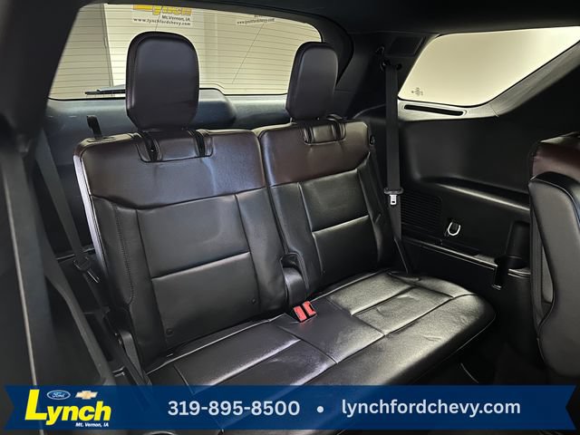 Certified 2023 Ford Explorer Platinum w/ Technology Package AWD/4WD image 26