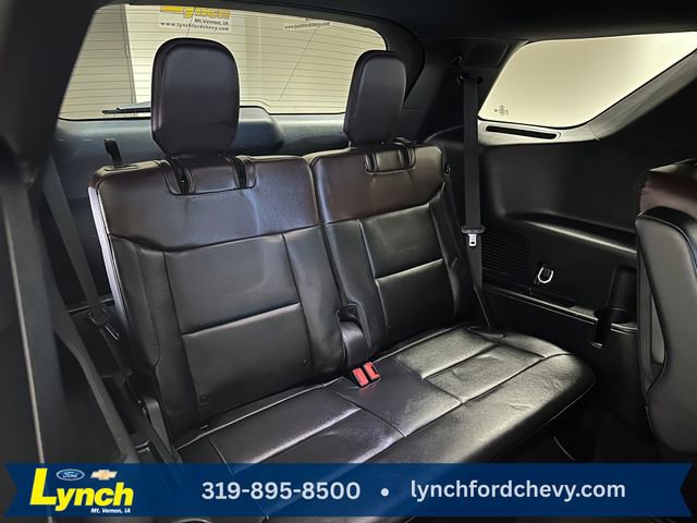 Certified 2023 Ford Explorer Platinum w/ Technology Package AWD/4WD image 26