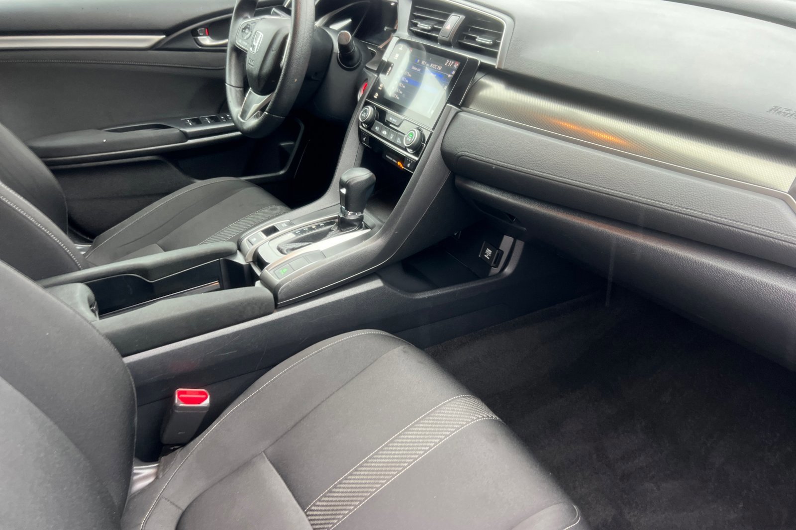 Used 2018 Honda Civic EX image 17