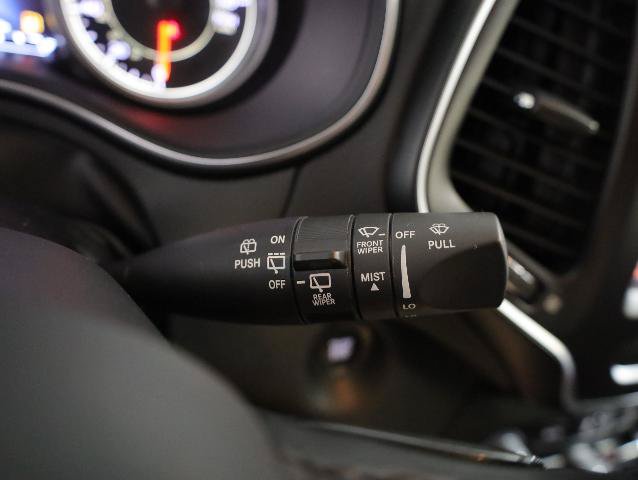 Used 2021 Jeep Cherokee Trailhawk AWD/4WD image 17