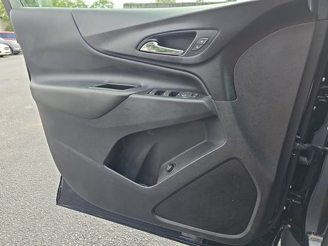 Used 2021 Chevrolet Equinox LT FWD image 32