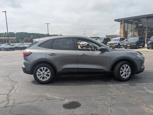Certified 2025 Ford Escape Active w/ Cold Weather Package FWD image 12