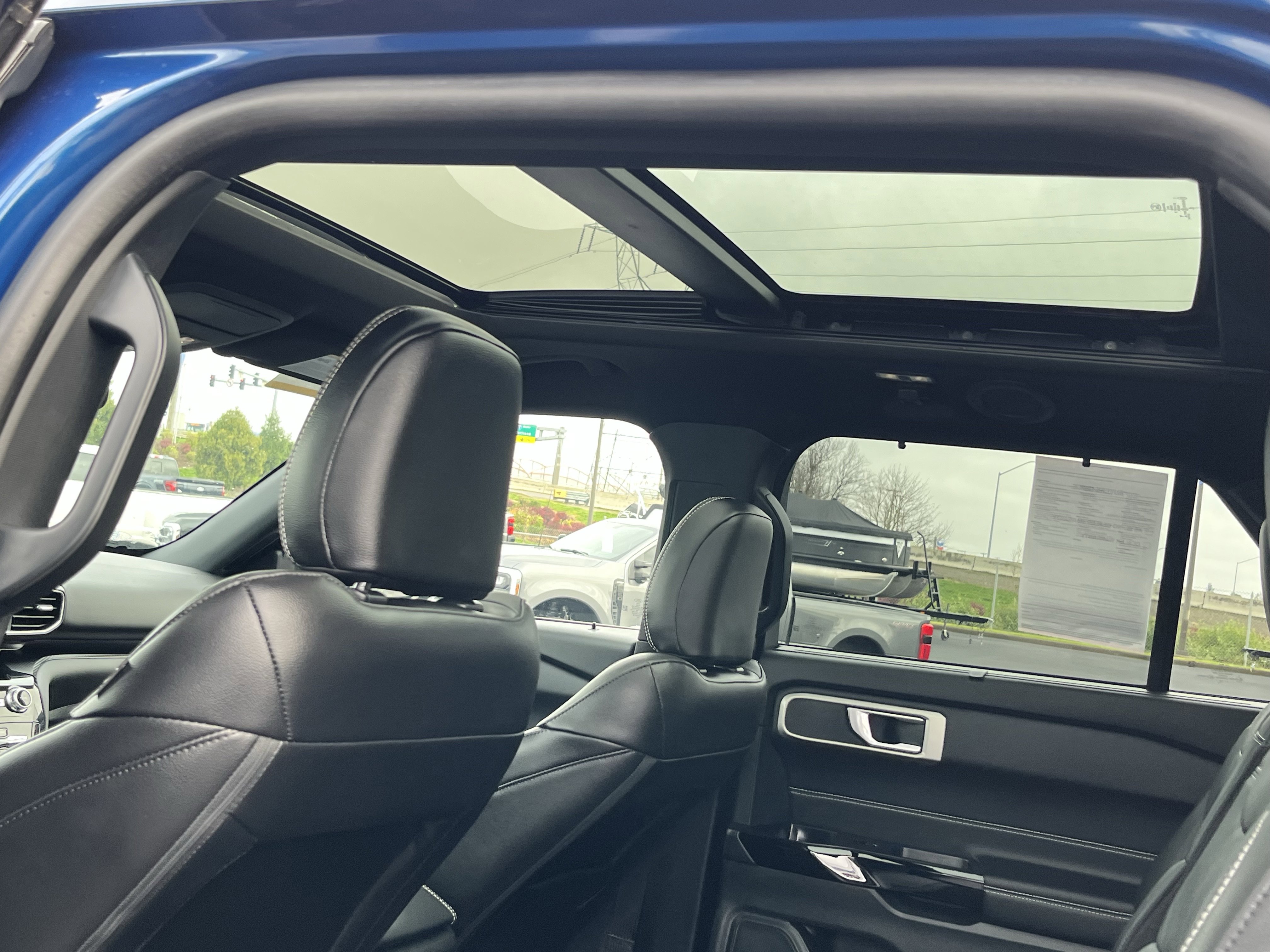 Certified 2022 Ford Explorer ST image 12