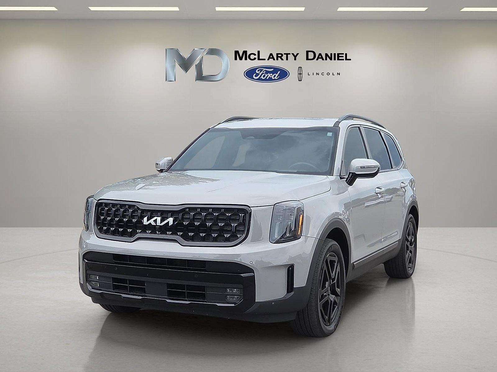 Used 2024 Kia Telluride SX Prestige X-Line AWD/4WD image 2