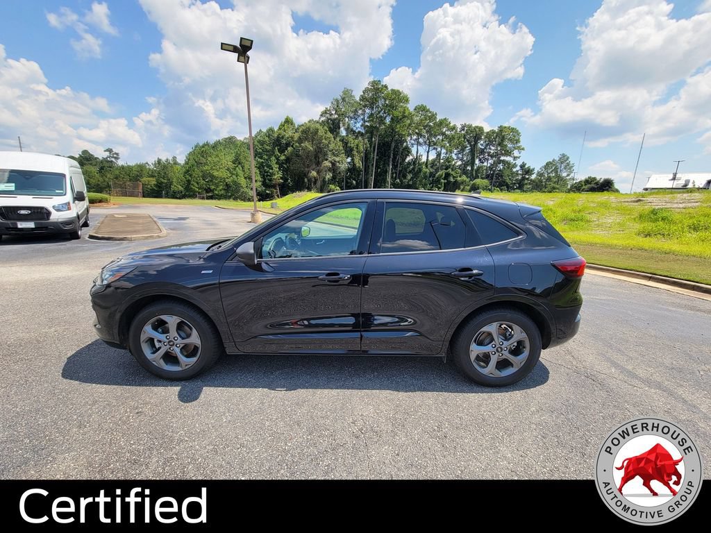 Certified 2024 Ford Escape ST-Line w/ Tech Pack #1 FWD image 3