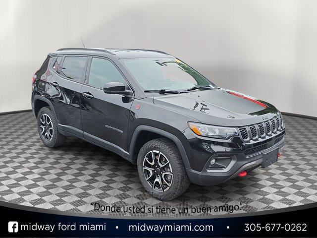 Used 2025 Jeep Compass Trailhawk