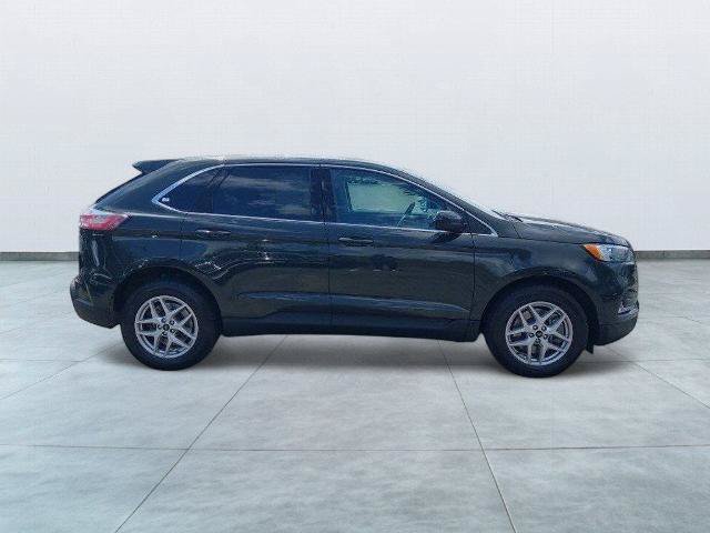 Certified 2023 Ford Edge SEL w/ Convenience Package AWD/4WD image 8