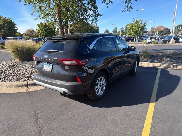 Certified 2023 Ford Escape Active w/ Cold Weather Package FWD image 2