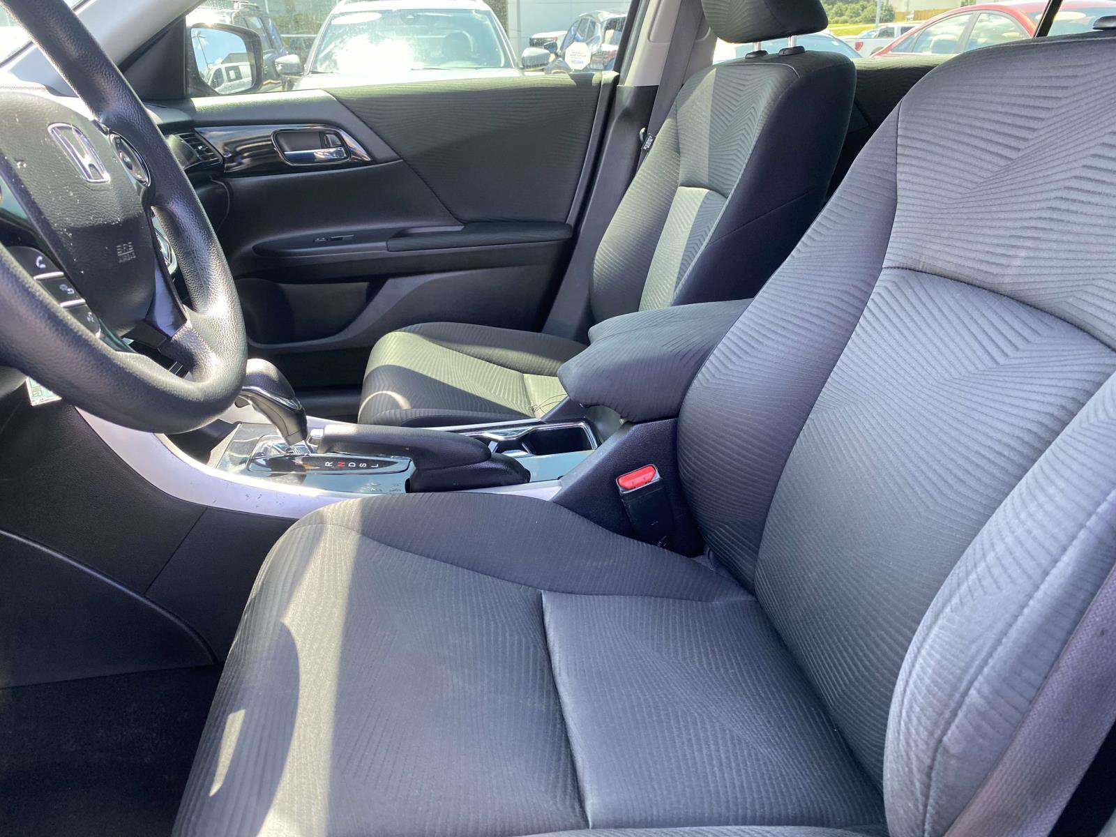 Used 2017 Honda Accord LX image 14