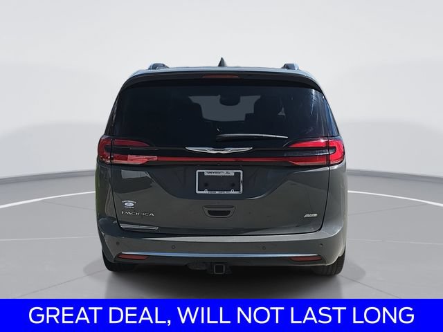 Used 2022 Chrysler Pacifica Pinnacle AWD/4WD image 4