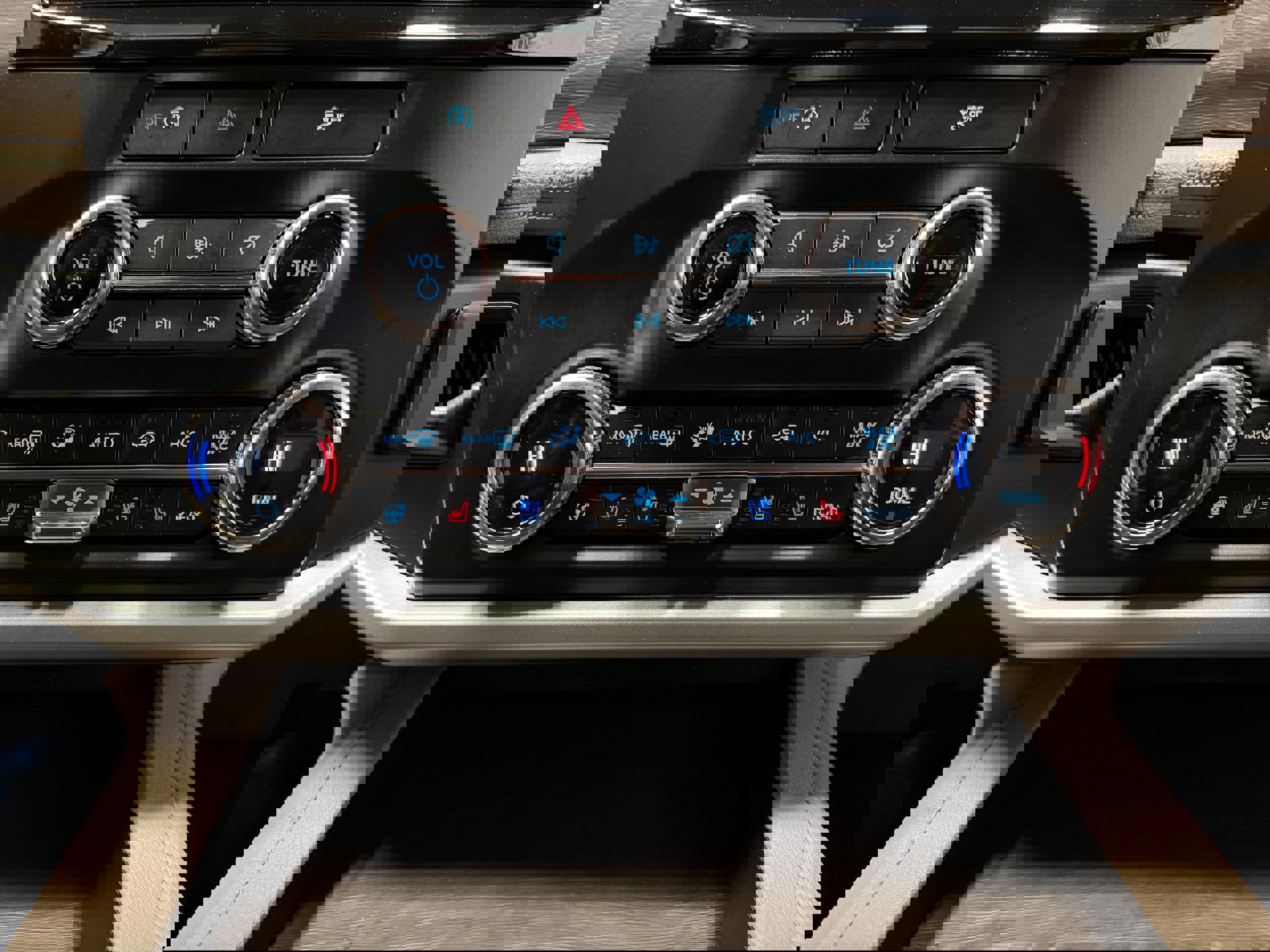 Certified 2024 Ford Expedition Max Limited image 30