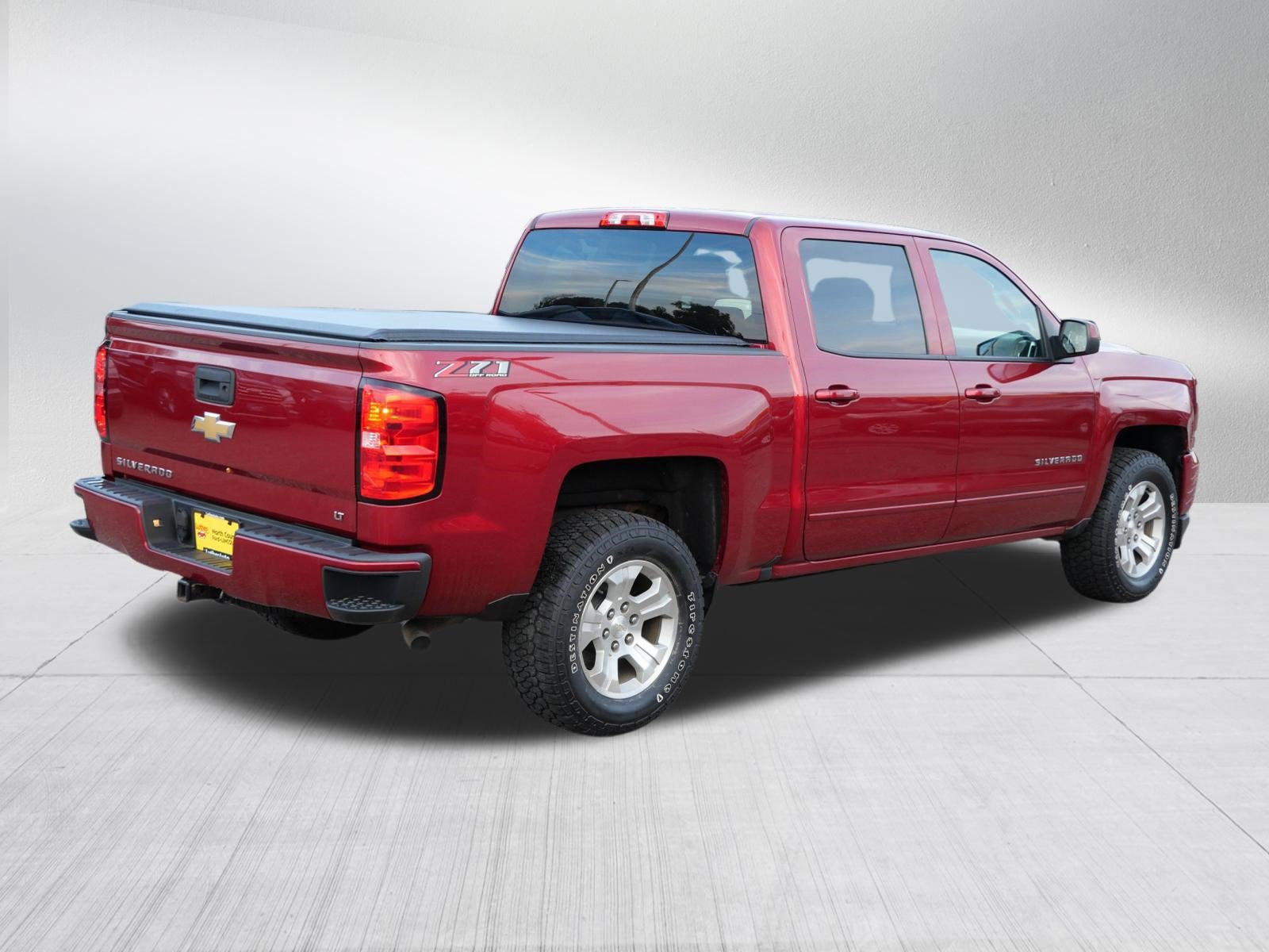 Used 2018 Chevrolet Silverado 1500 LT w/ All Star Edition AWD/4WD image 7