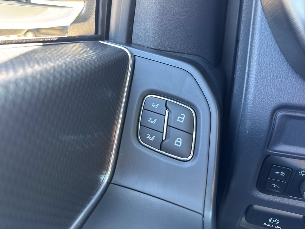 Certified 2025 Ford F150 Raptor AWD/4WD image 6