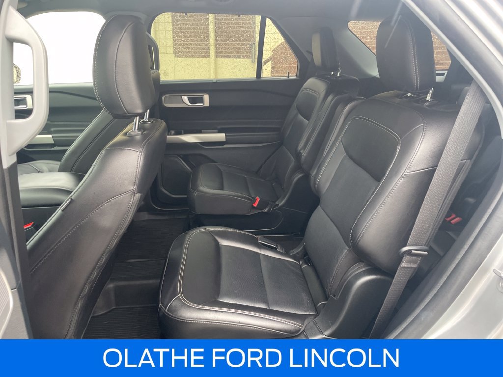Certified 2023 Ford Explorer Limited w/ Equipment Group 301A AWD/4WD image 25