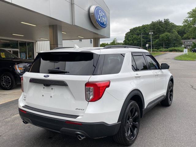 Certified 2022 Ford Explorer XLT w/ Equipment Group 202A AWD/4WD image 7