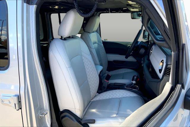 Used 2023 Jeep Wrangler Unlimited Sahara AWD/4WD image 8