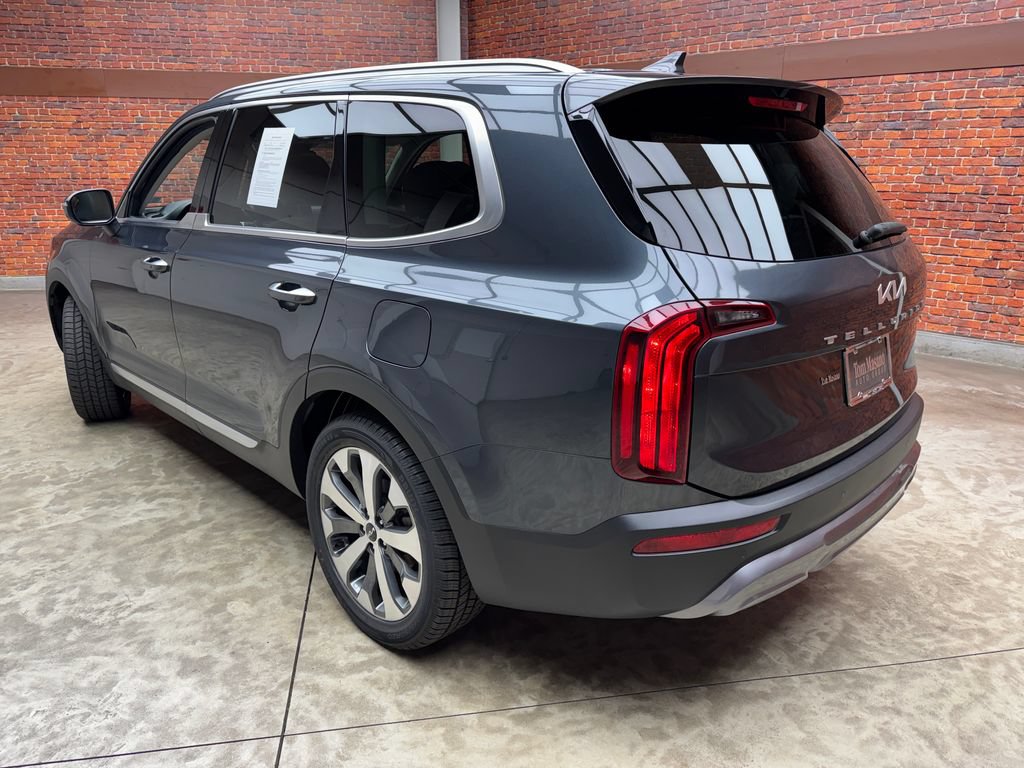 Used 2022 Kia Telluride S AWD/4WD image 2