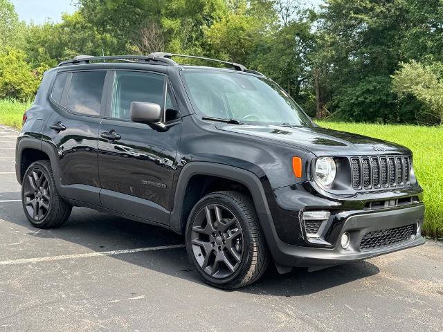 Used 2021 Jeep Renegade Latitude AWD/4WD image 6
