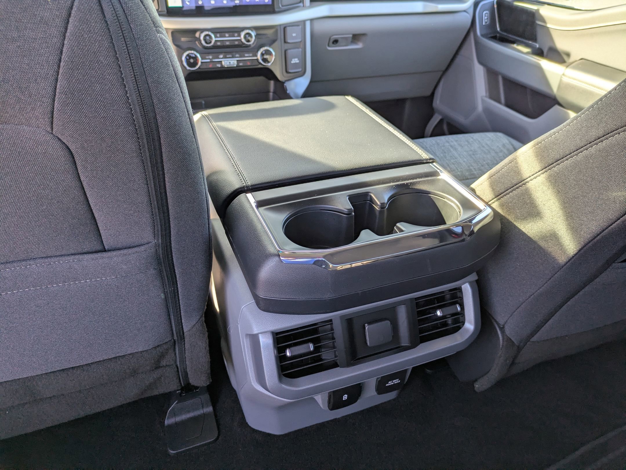 Certified 2022 Ford F150 XLT w/ Equipment Group 302A High image 31