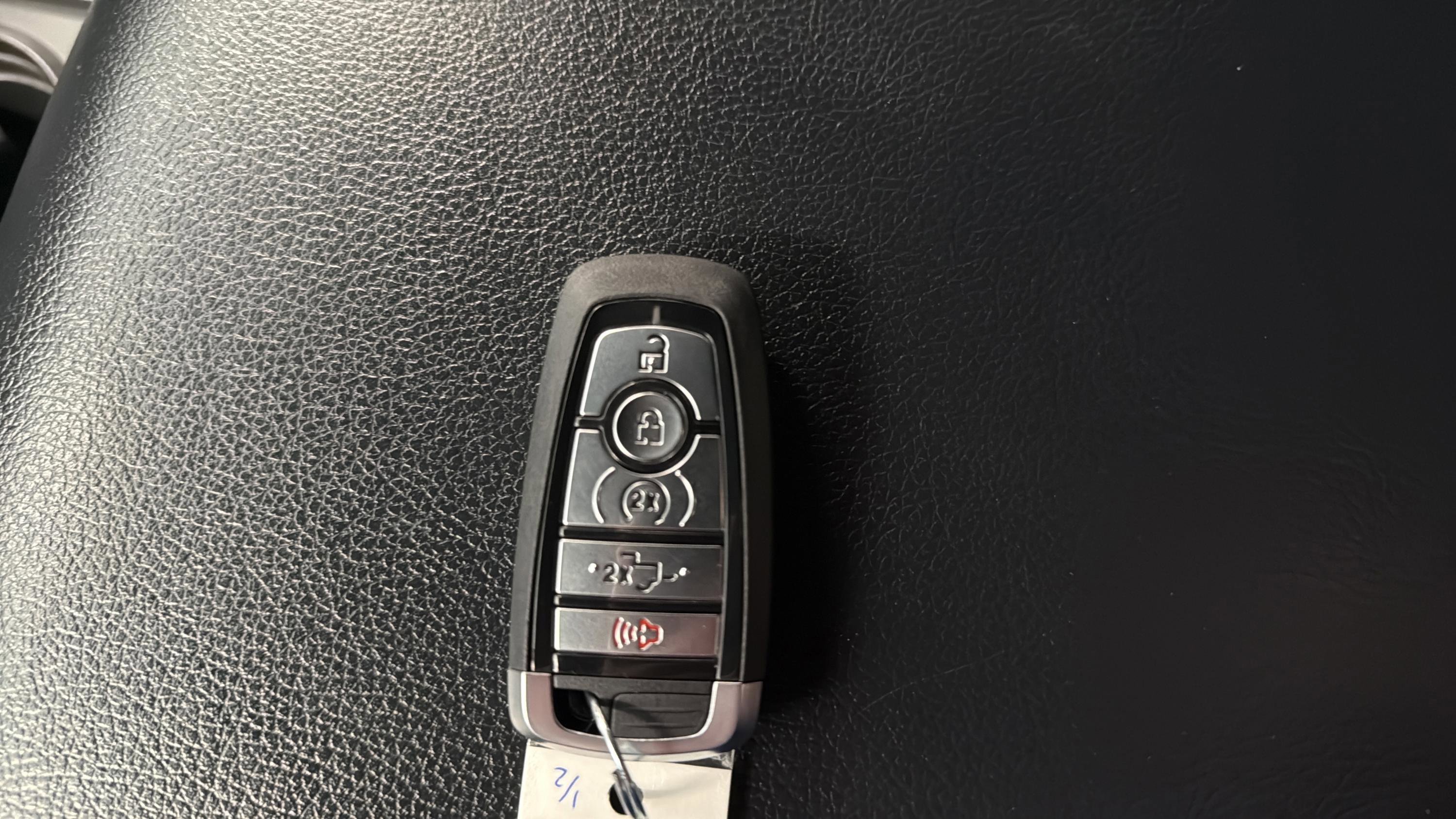 Certified 2022 Ford F250 Lariat w/ Lariat Ultimate Package image 22