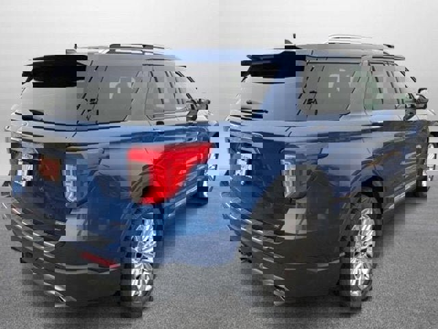 Certified 2022 Ford Explorer Limited w/ Hybrid Equipment Group 310A image 3