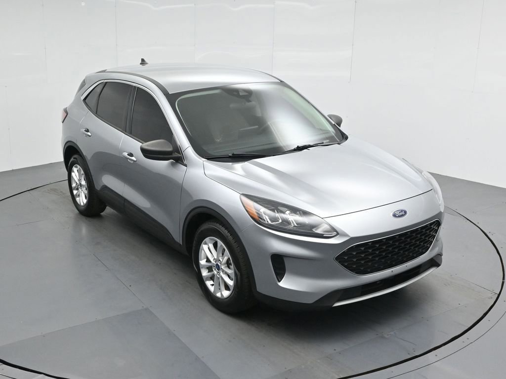 Certified 2022 Ford Escape SE image 4