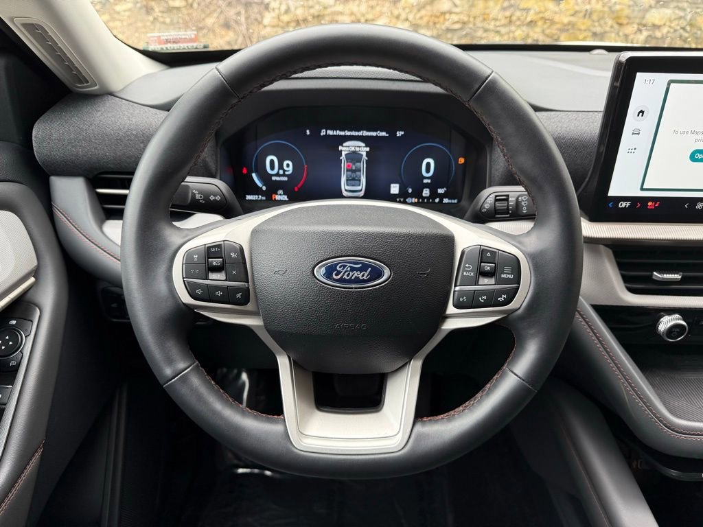 Certified 2025 Ford Explorer Active w/ Active Comfort Package image 18