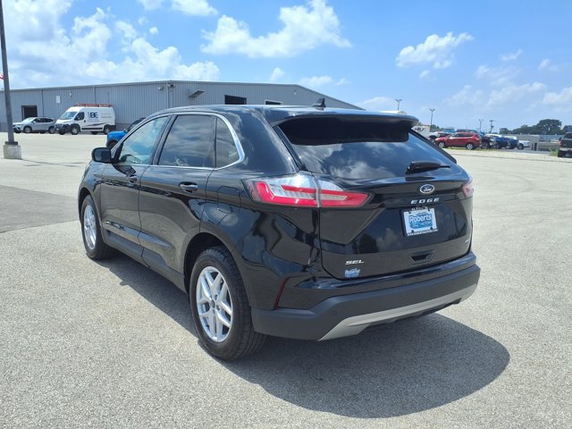 Certified 2022 Ford Edge SEL w/ Convenience Package AWD/4WD image 3