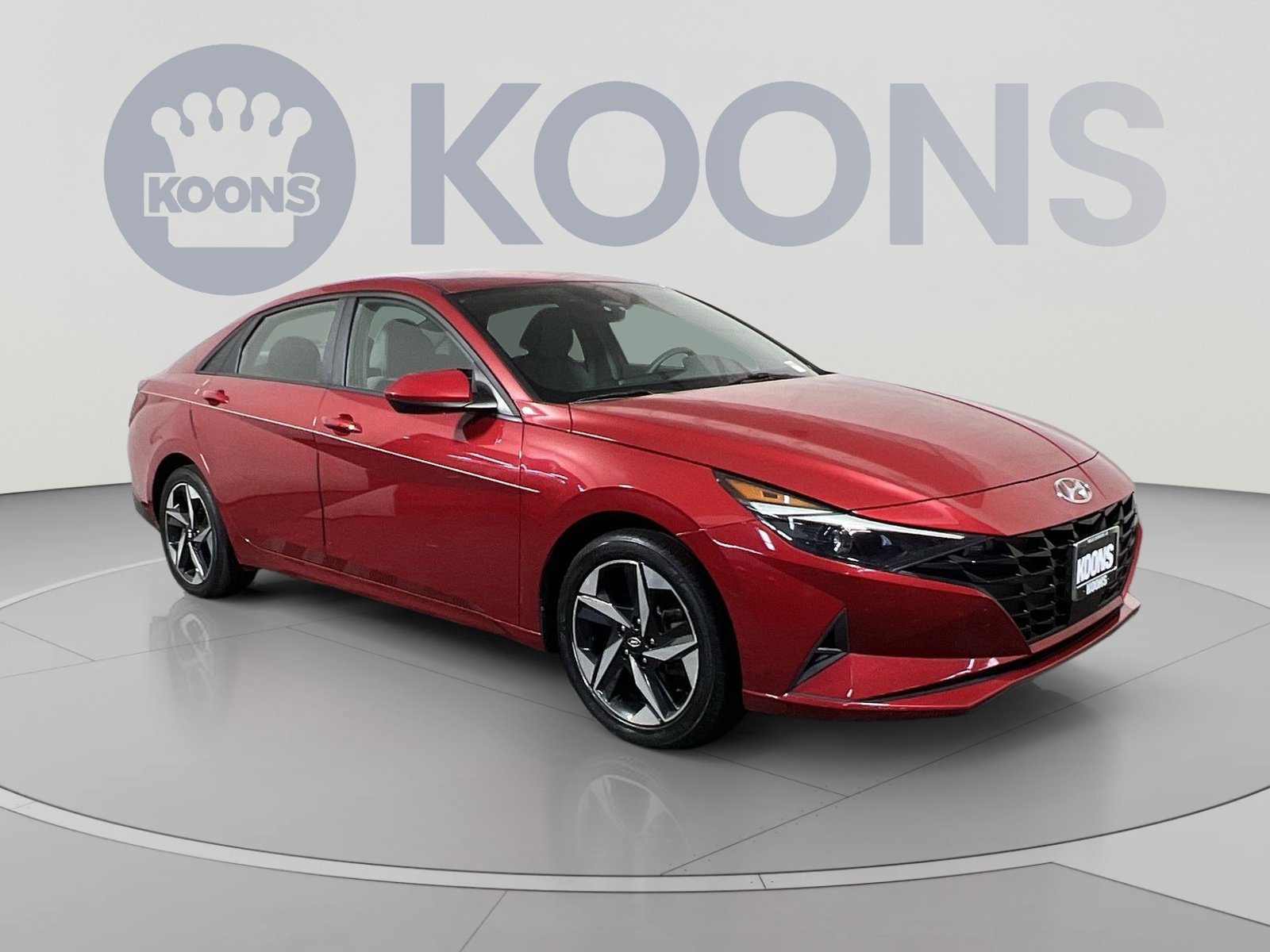 Used 2023 Hyundai Elantra SEL w/ Convenience Package FWD image 2