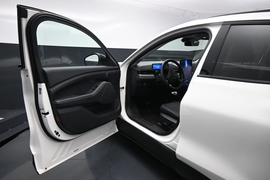Certified 2023 Ford Mustang Mach-E Select RWD image 8
