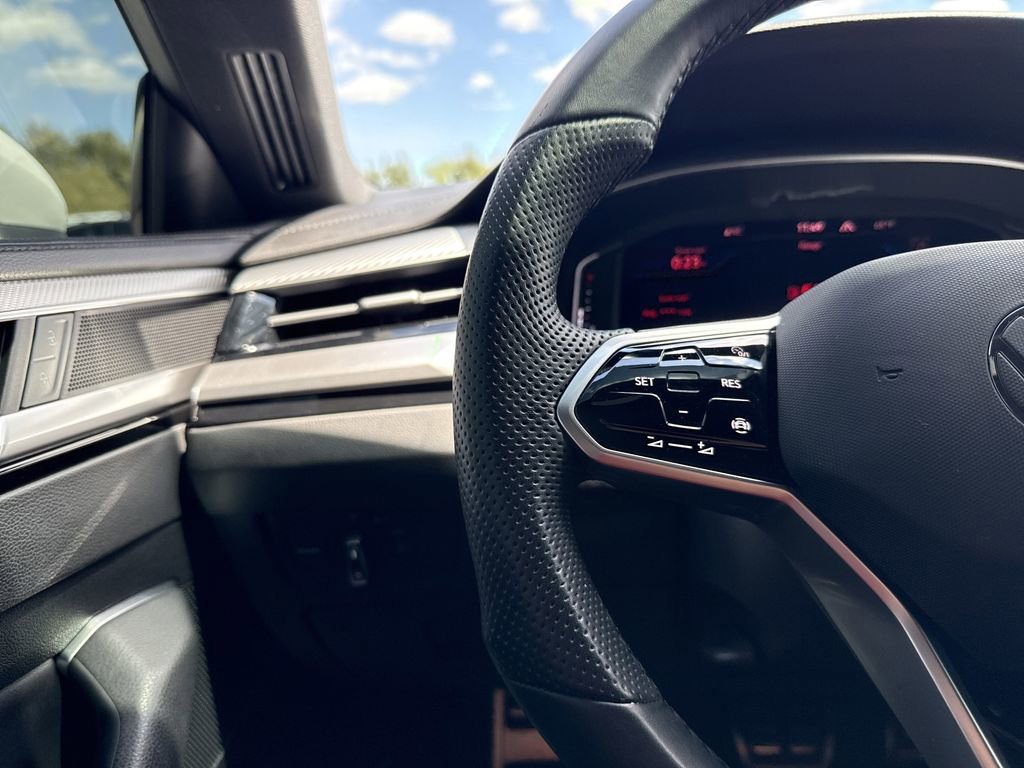 Used 2022 Volkswagen Arteon SE image 15