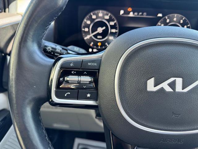 Used 2022 Kia Carnival SX Prestige image 22