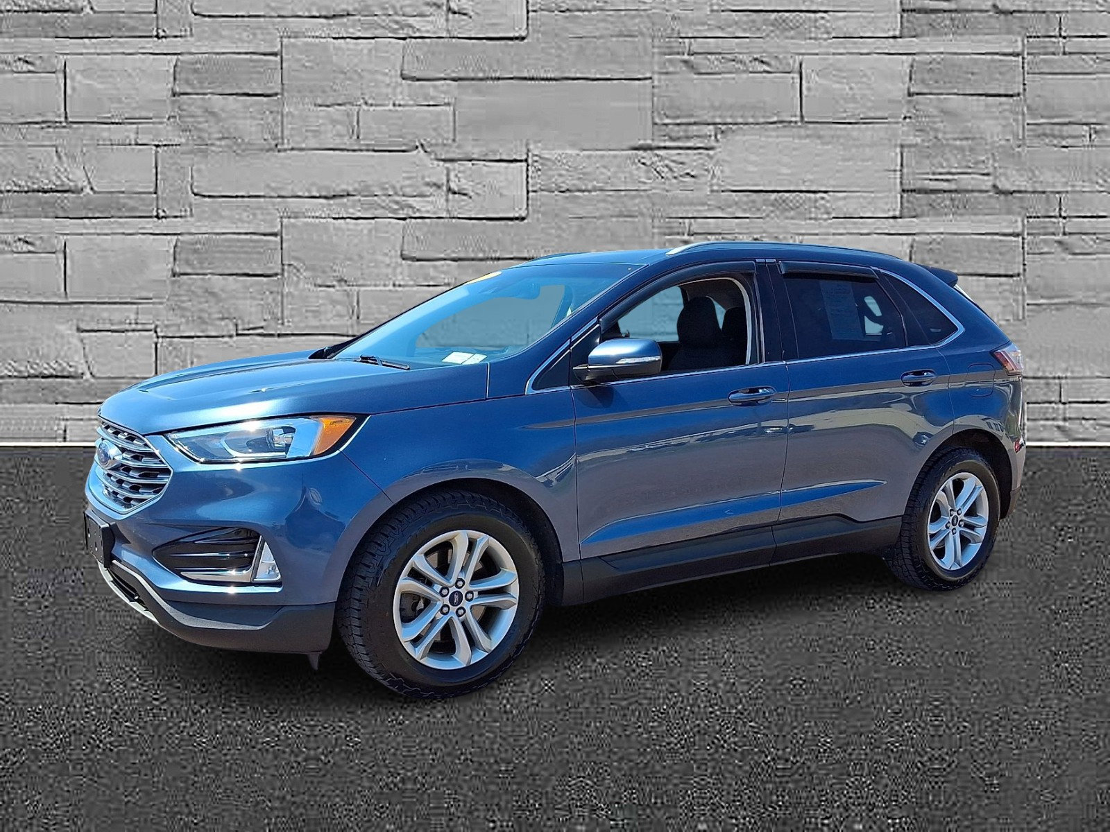Certified 2019 Ford Edge SEL image 5