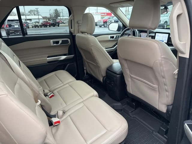 Certified 2023 Ford Explorer XLT w/ Equipment Group 202A AWD/4WD image 32