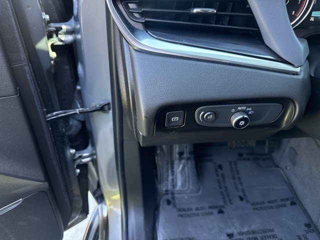 Used 2018 Buick Enclave Essence FWD image 16