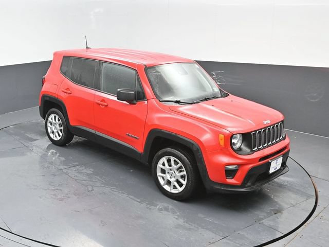 Used 2023 Jeep Renegade Latitude AWD/4WD image 17