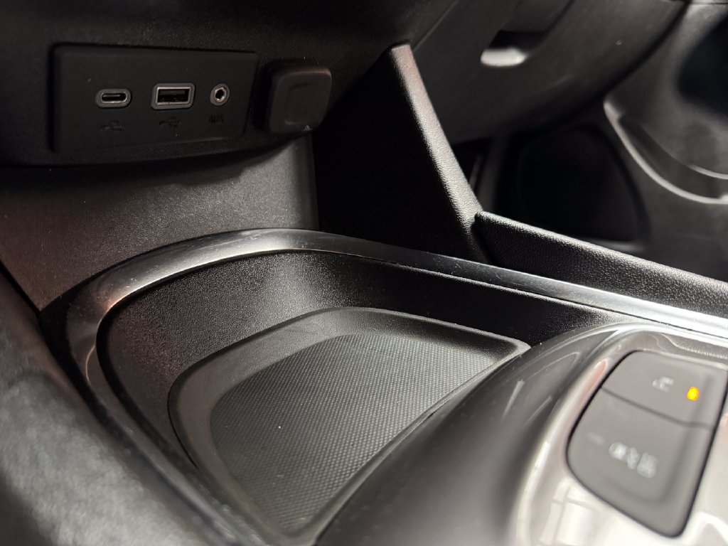 Used 2025 Chevrolet Malibu LT FWD image 18