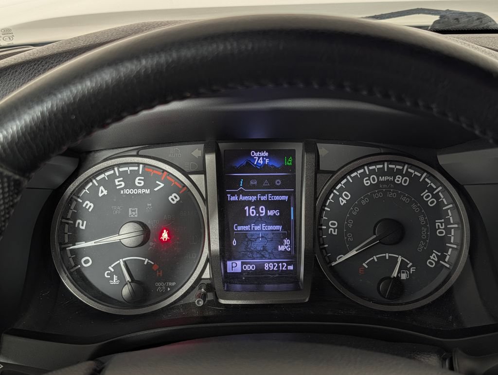 Used 2020 Toyota Tacoma TRD Off-Road w/ Technology Package RWD image 19