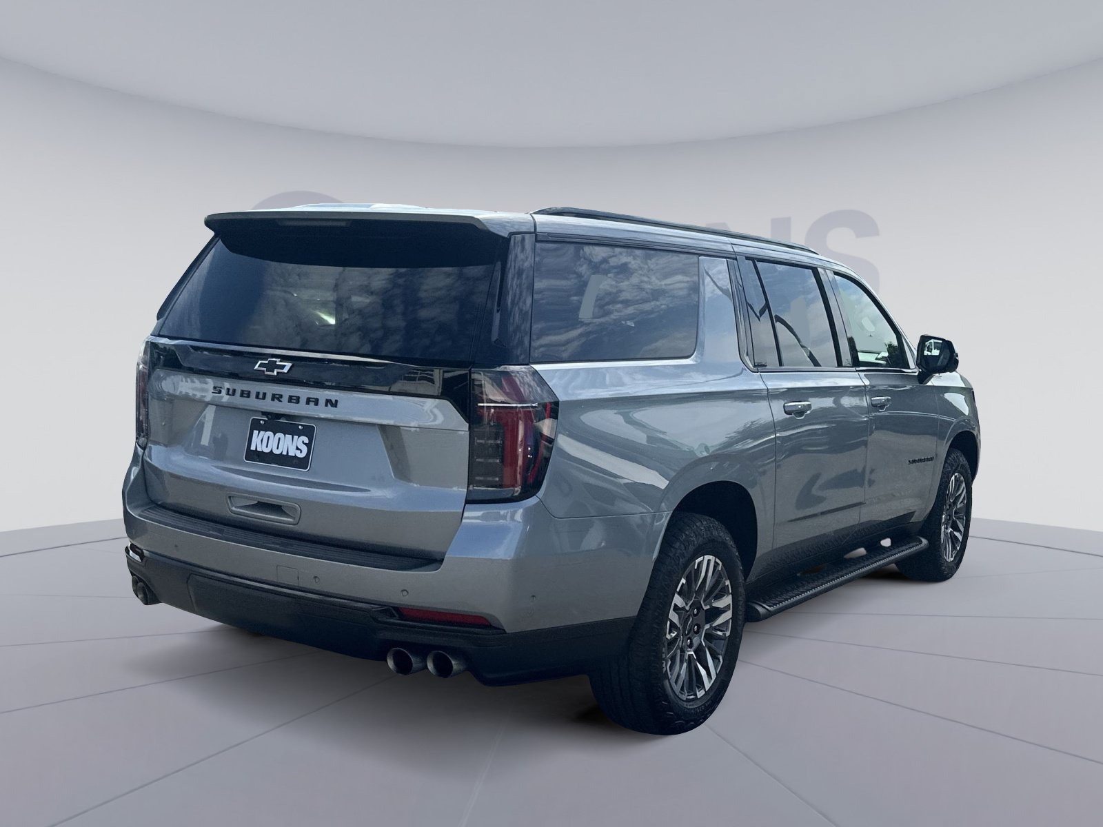 Used 2025 Chevrolet Suburban Z71 AWD/4WD image 16