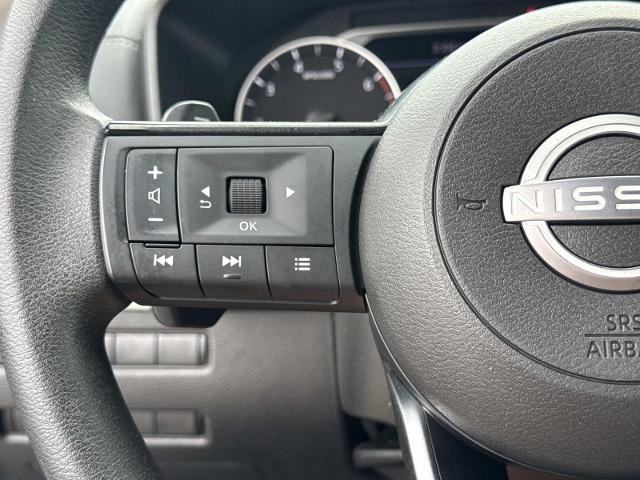 Used 2023 Nissan Rogue SV AWD/4WD image 18