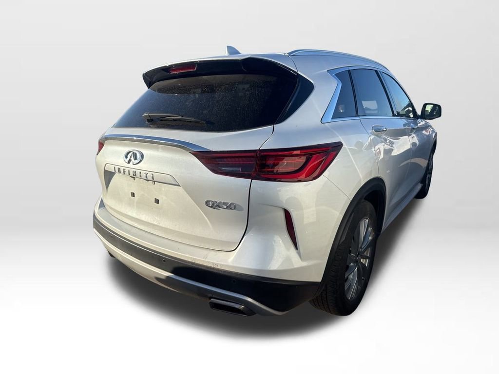 Used 2024 INFINITI QX50 Luxe image 3