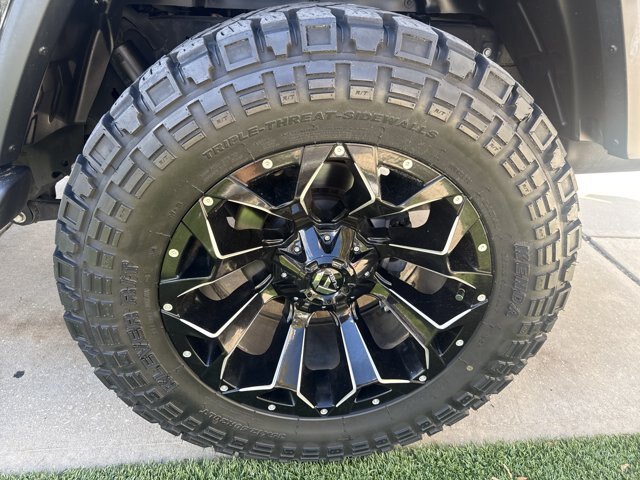 Used 2021 Jeep Gladiator Sport AWD/4WD image 11