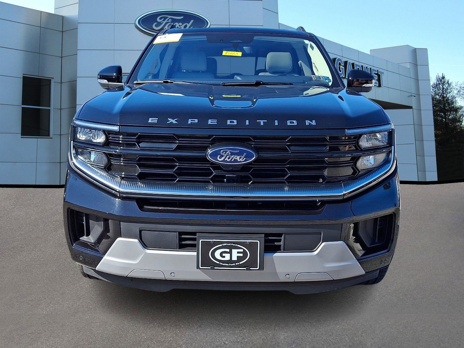 Certified 2025 Ford Expedition Max Platinum w/ Driver's Package image 3