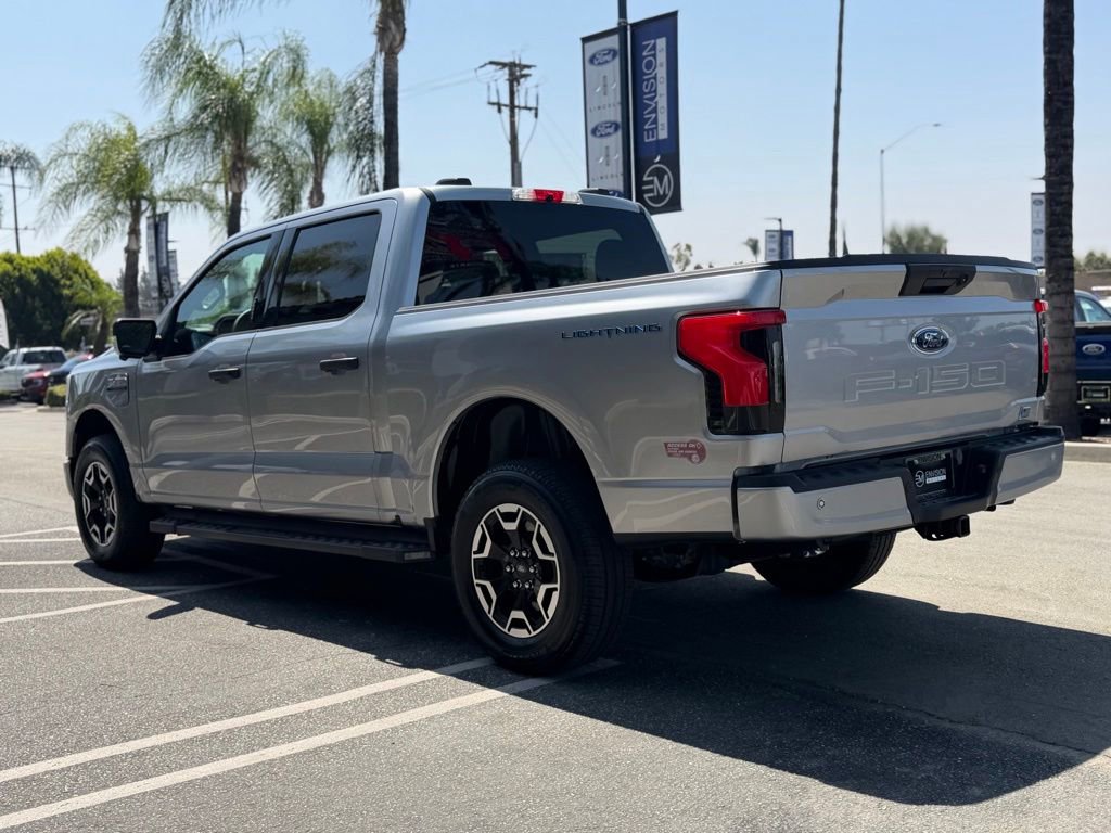 Certified 2023 Ford F150 Lightning XLT AWD/4WD image 11