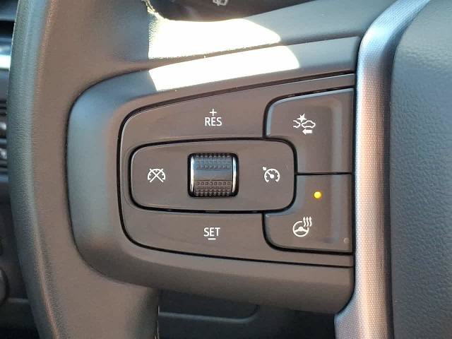 Used 2024 GMC Yukon XL SLT w/ SLT Luxury Package AWD/4WD image 23