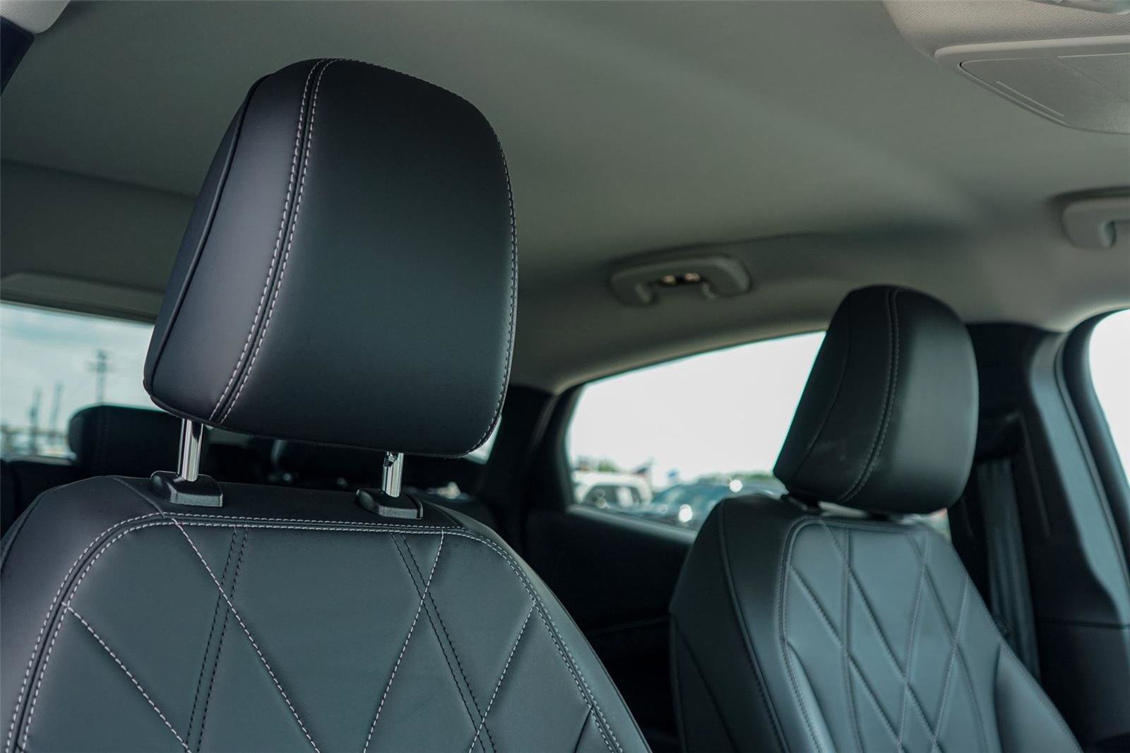 Certified 2025 Ford Mustang Mach-E Select image 30