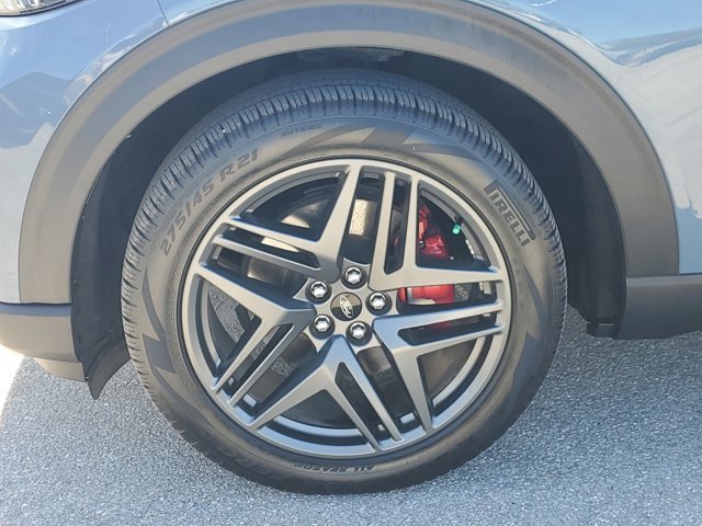Certified 2025 Ford Explorer ST image 8