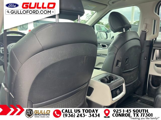 Used 2023 Kia Carnival LX FWD image 14